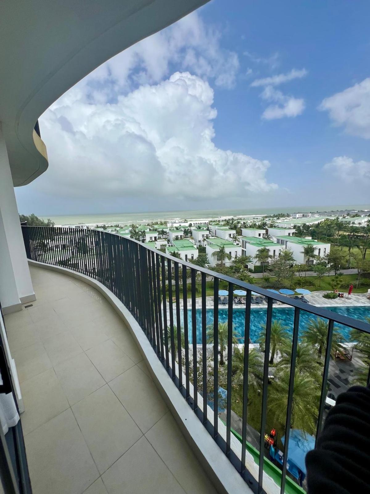 Coastal Vibe - Free Gym & Pool Apartment Hoi An