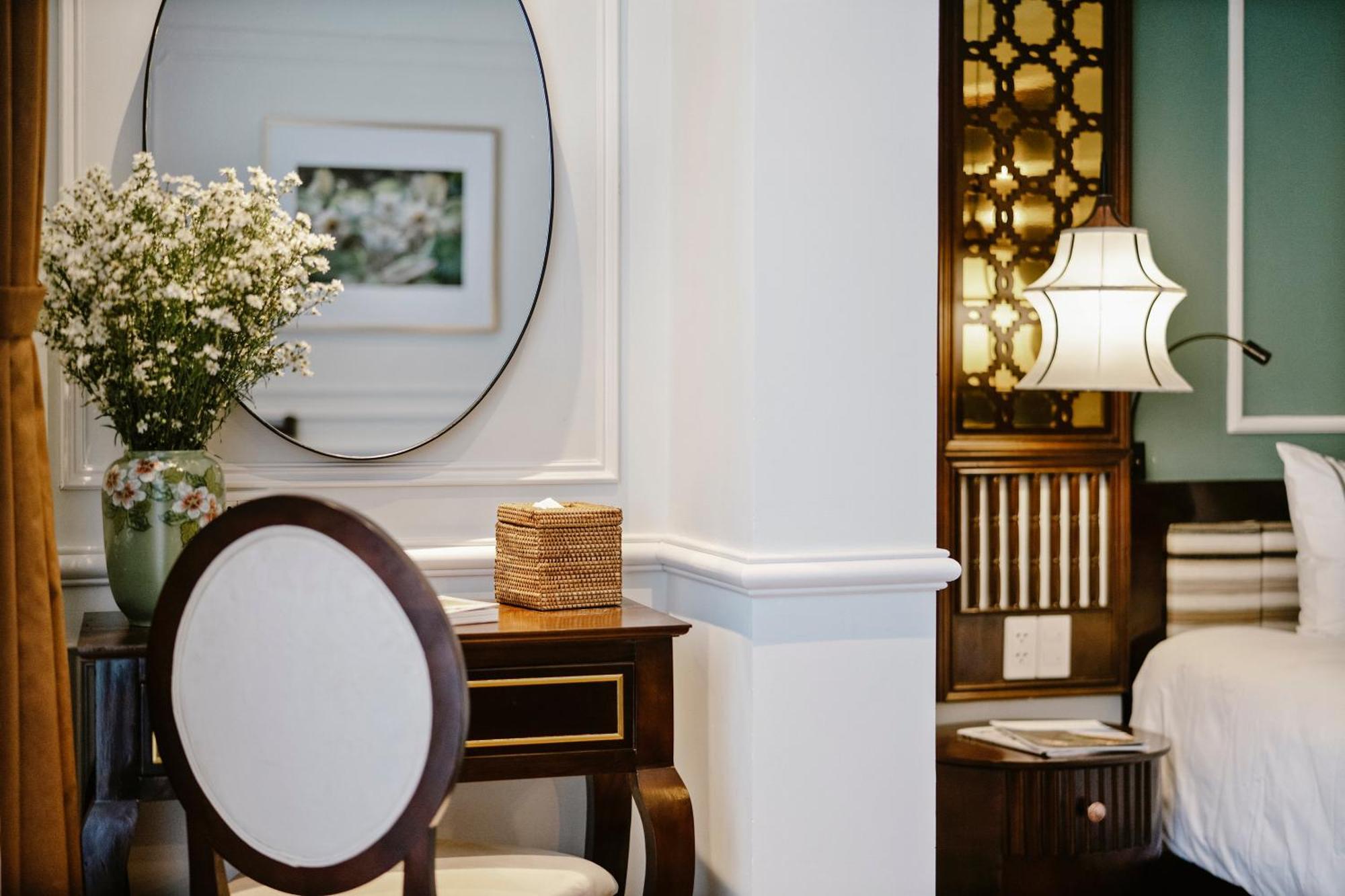 Hotel Le Pavillon Gallery & 4*