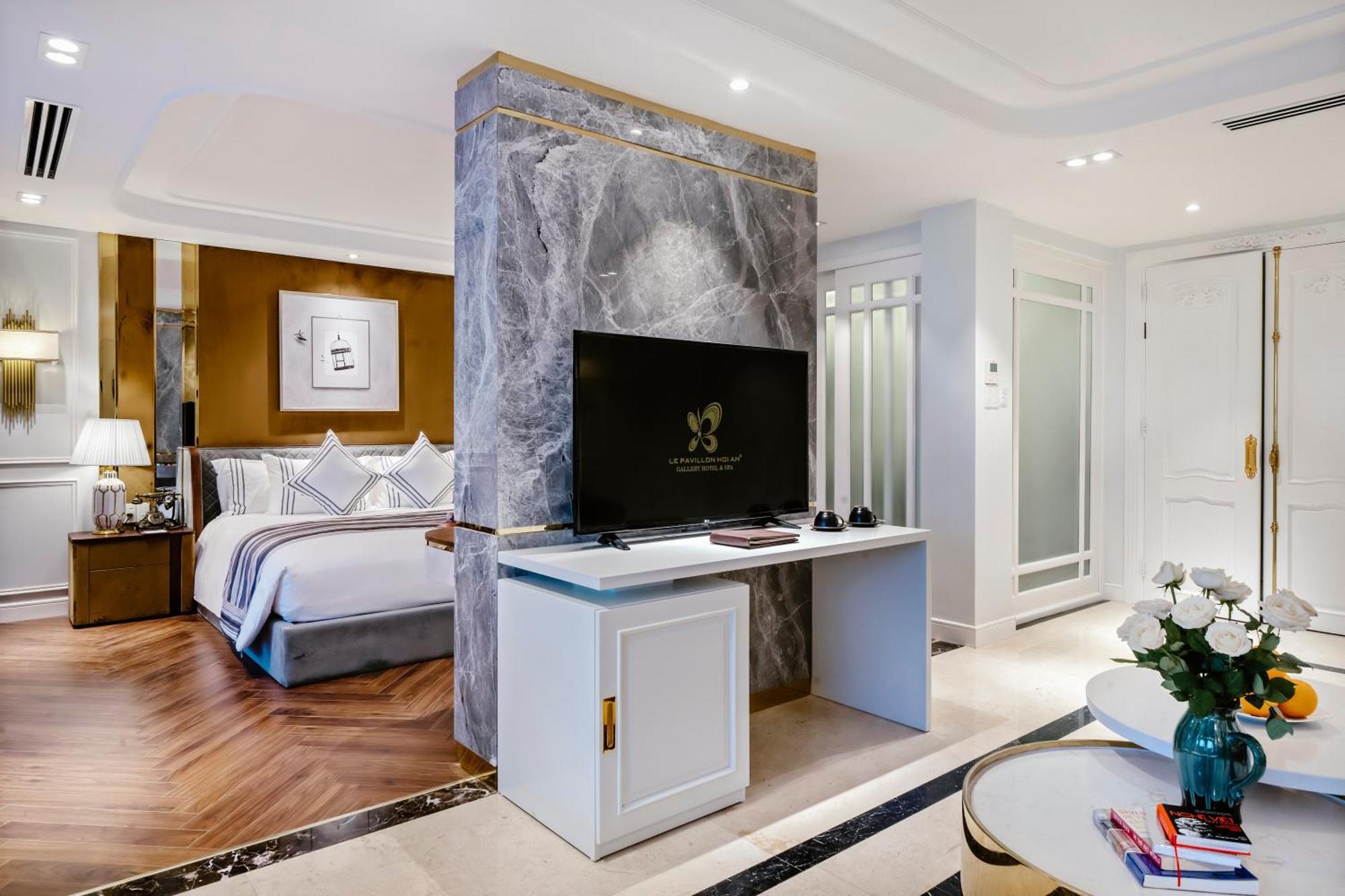 Le Pavillon Gallery & Hotel