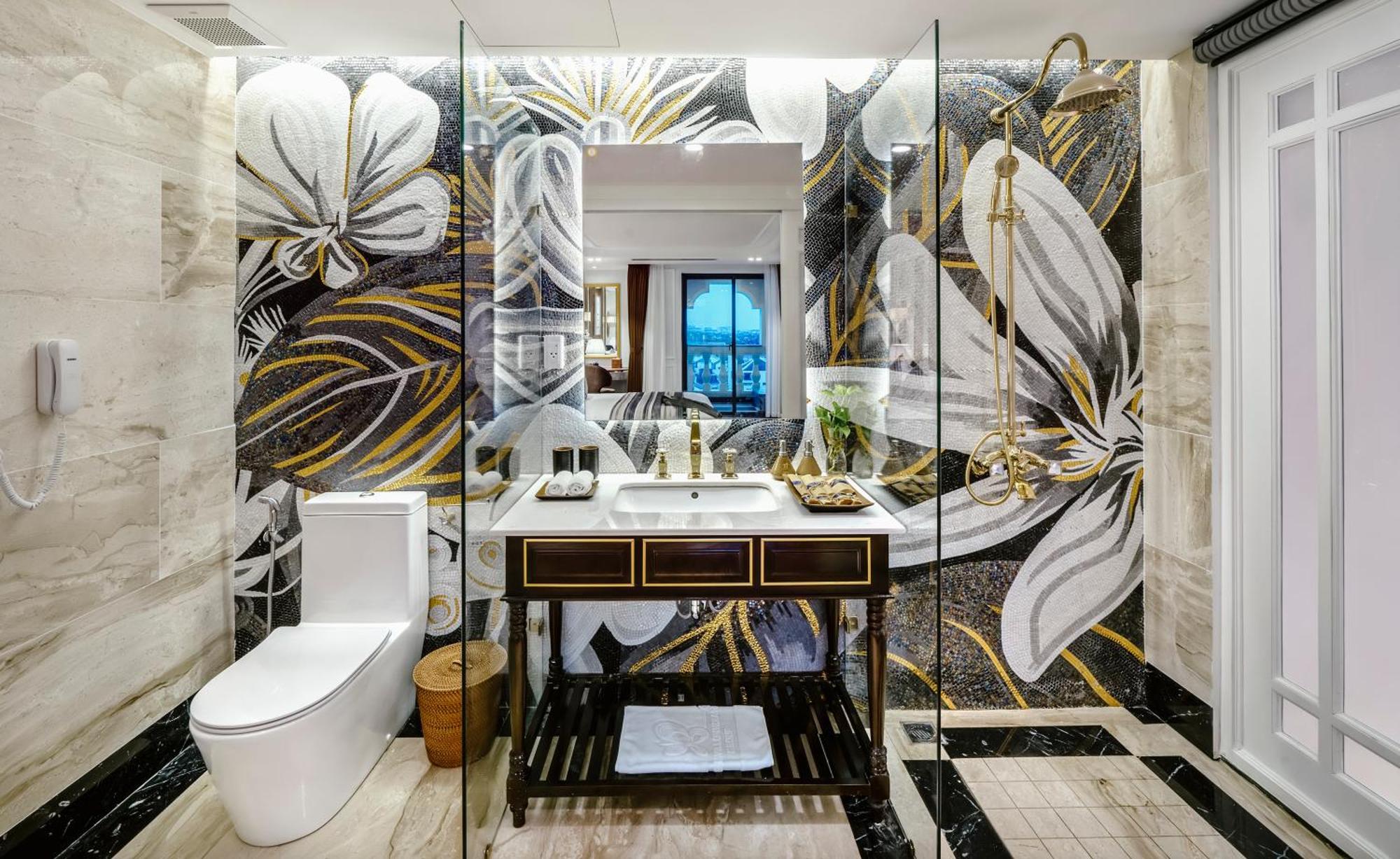 Le Pavillon Gallery & 4*