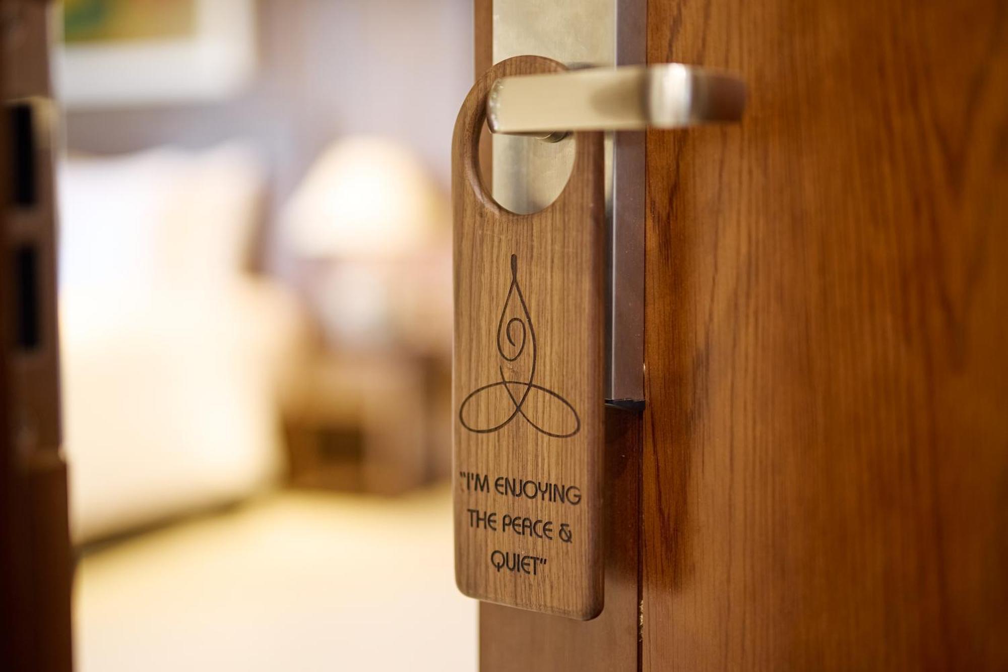 Su Retreat - Riverfront 5*