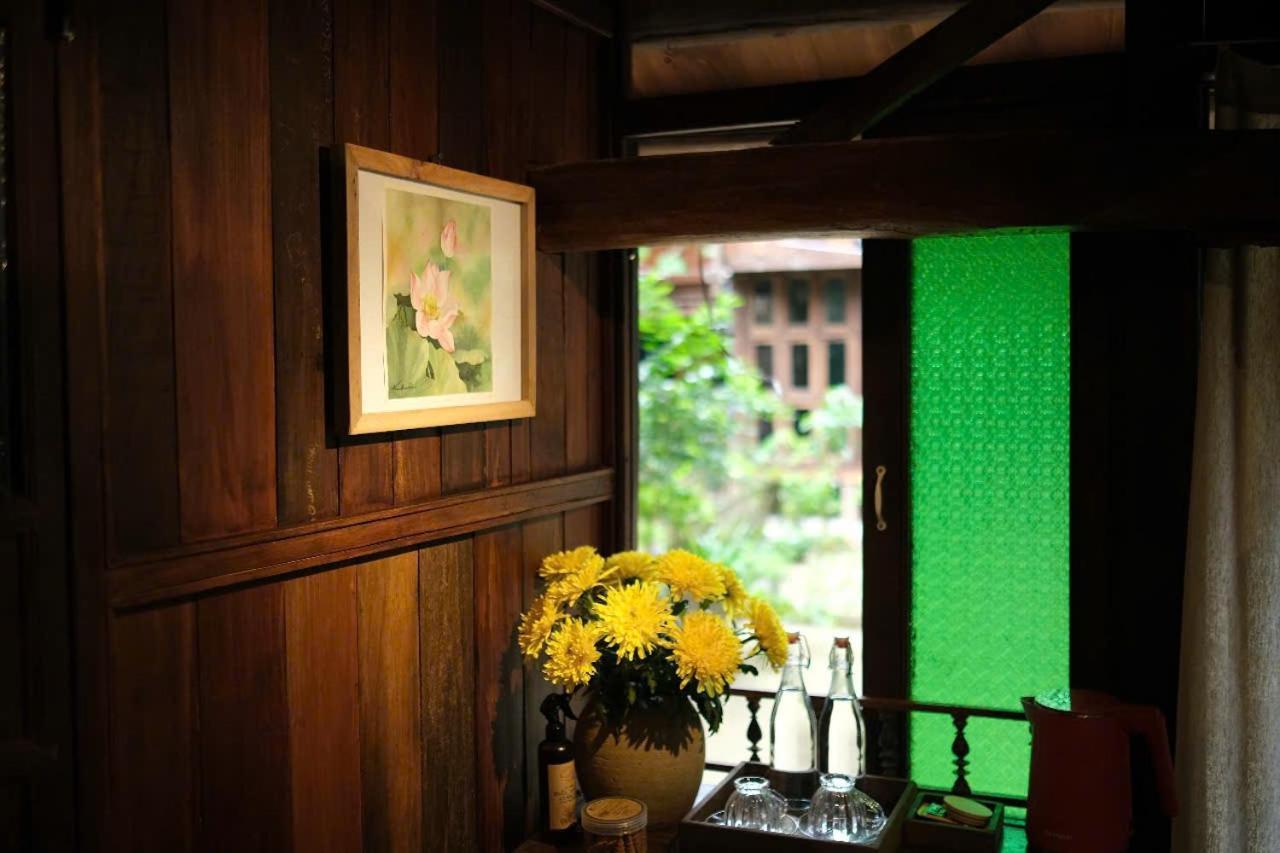 Lodge Yen *