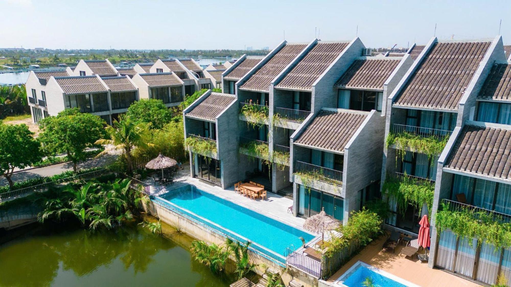Gold Riverside & Hoi An