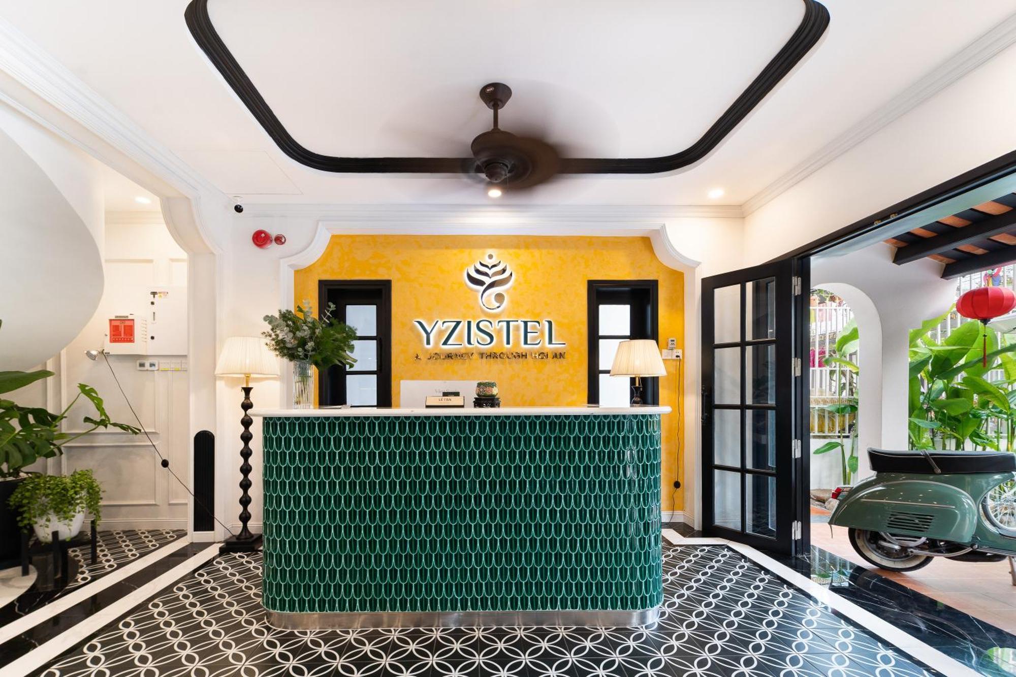 Yzistel Hotel