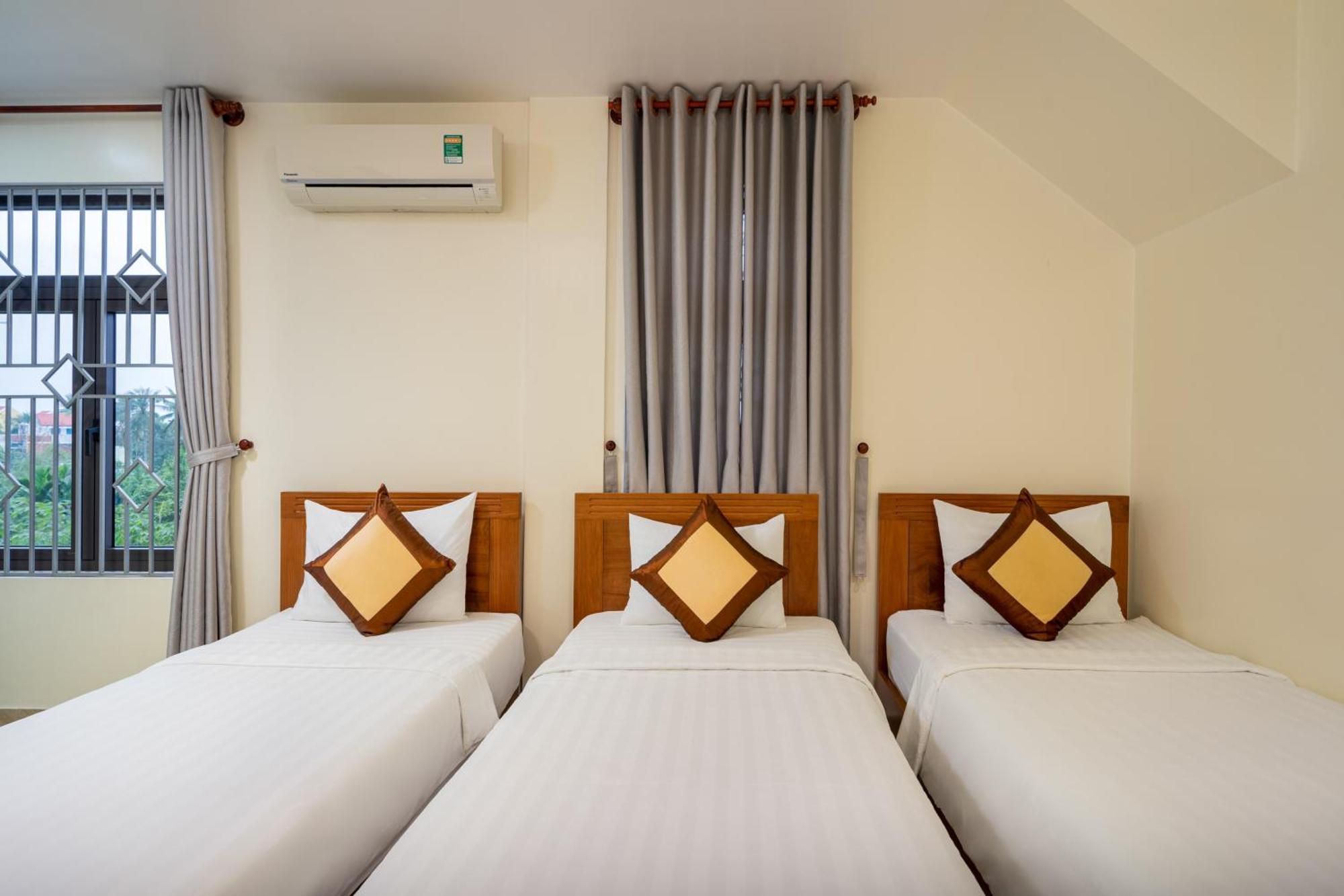 Sun Moon Riverside Bed & Breakfast *