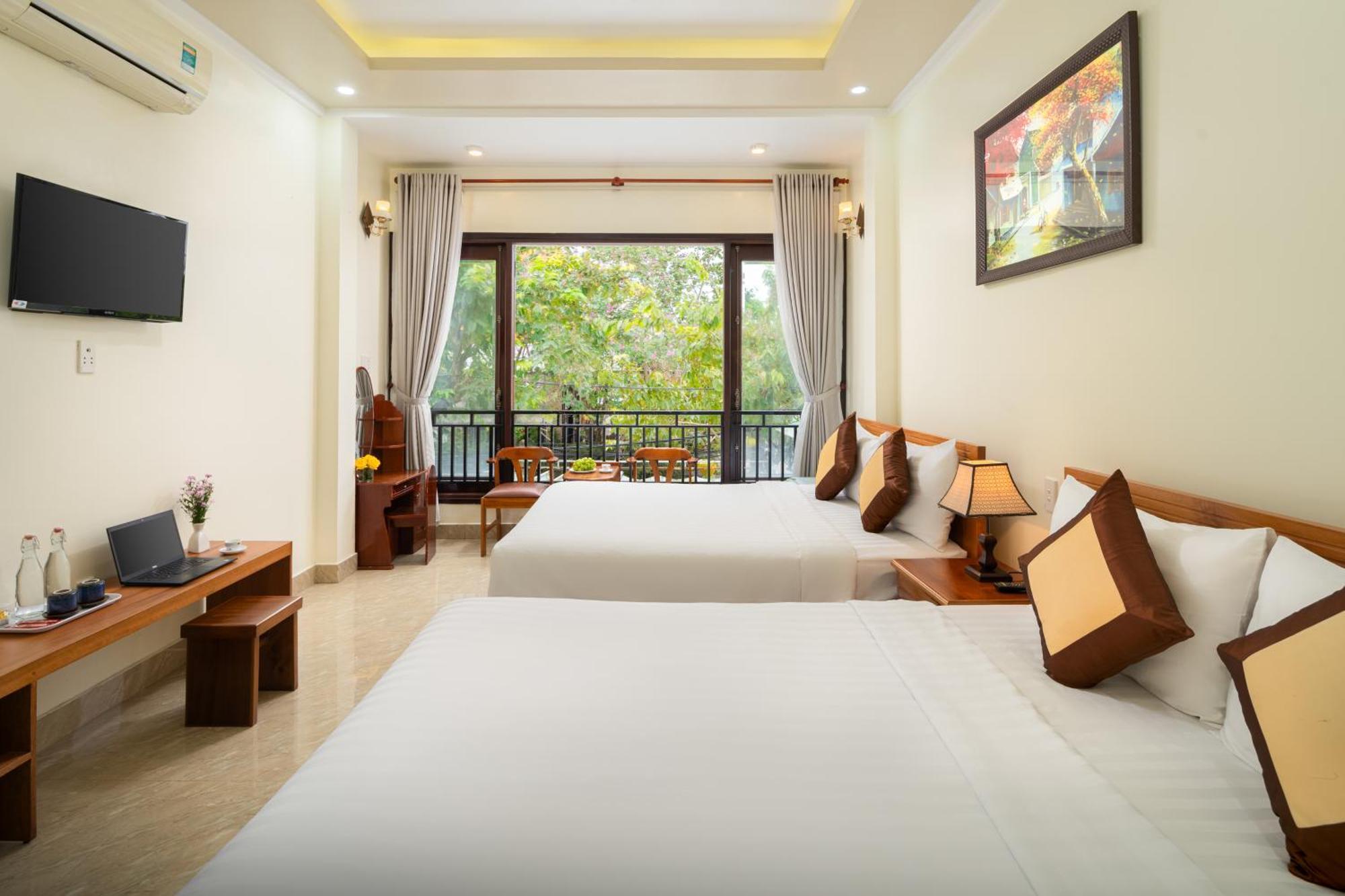 Sun Moon Riverside Hoi An