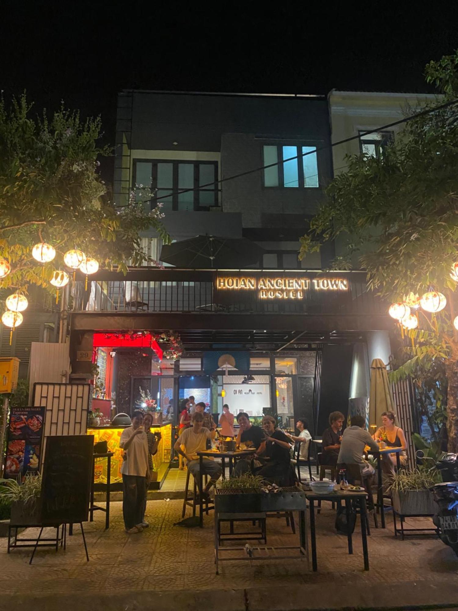 Ancient Town & Bar Hostel
