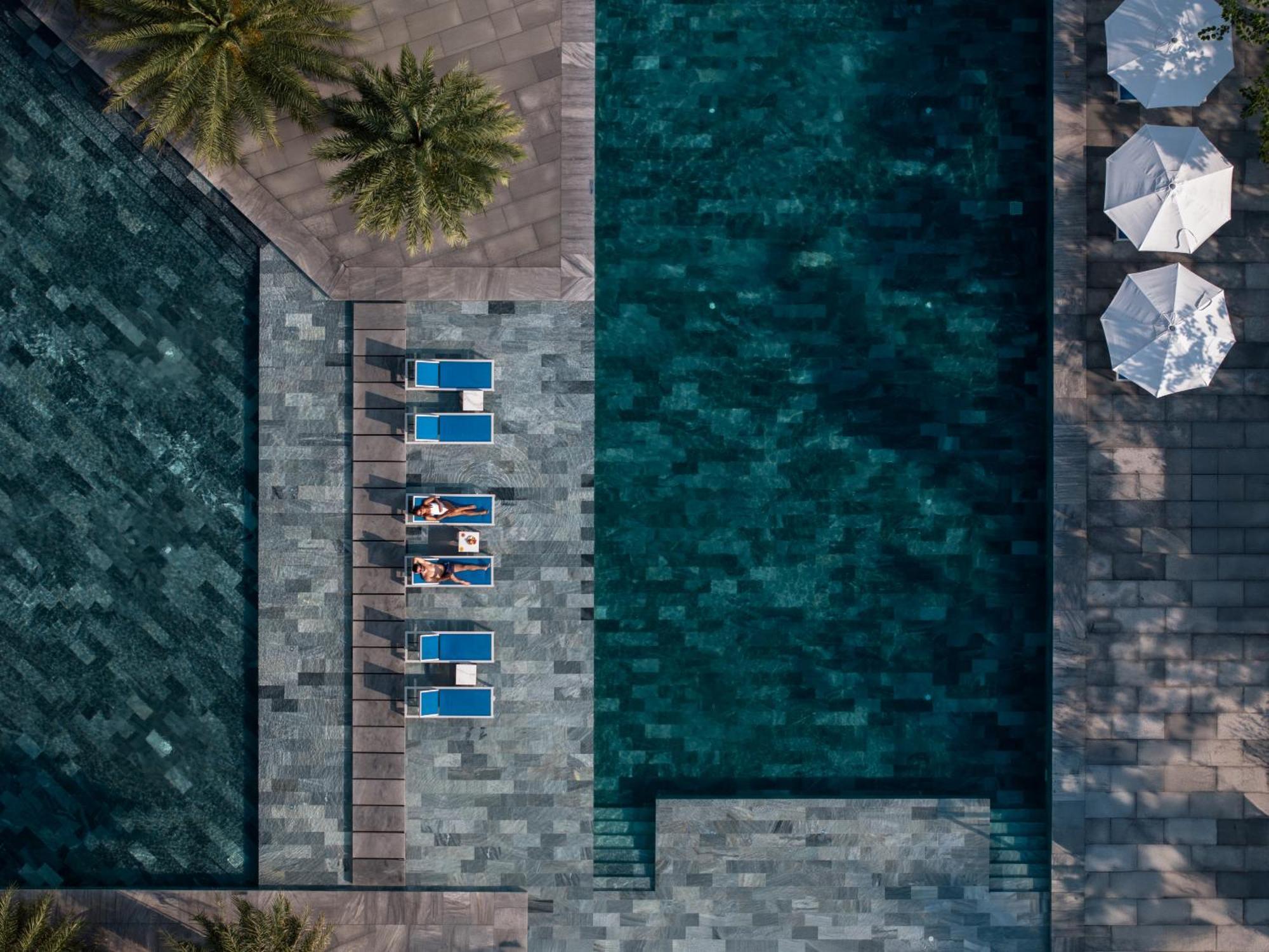 Resort Wyndham Hoi An Royal Beachfront & An Ban