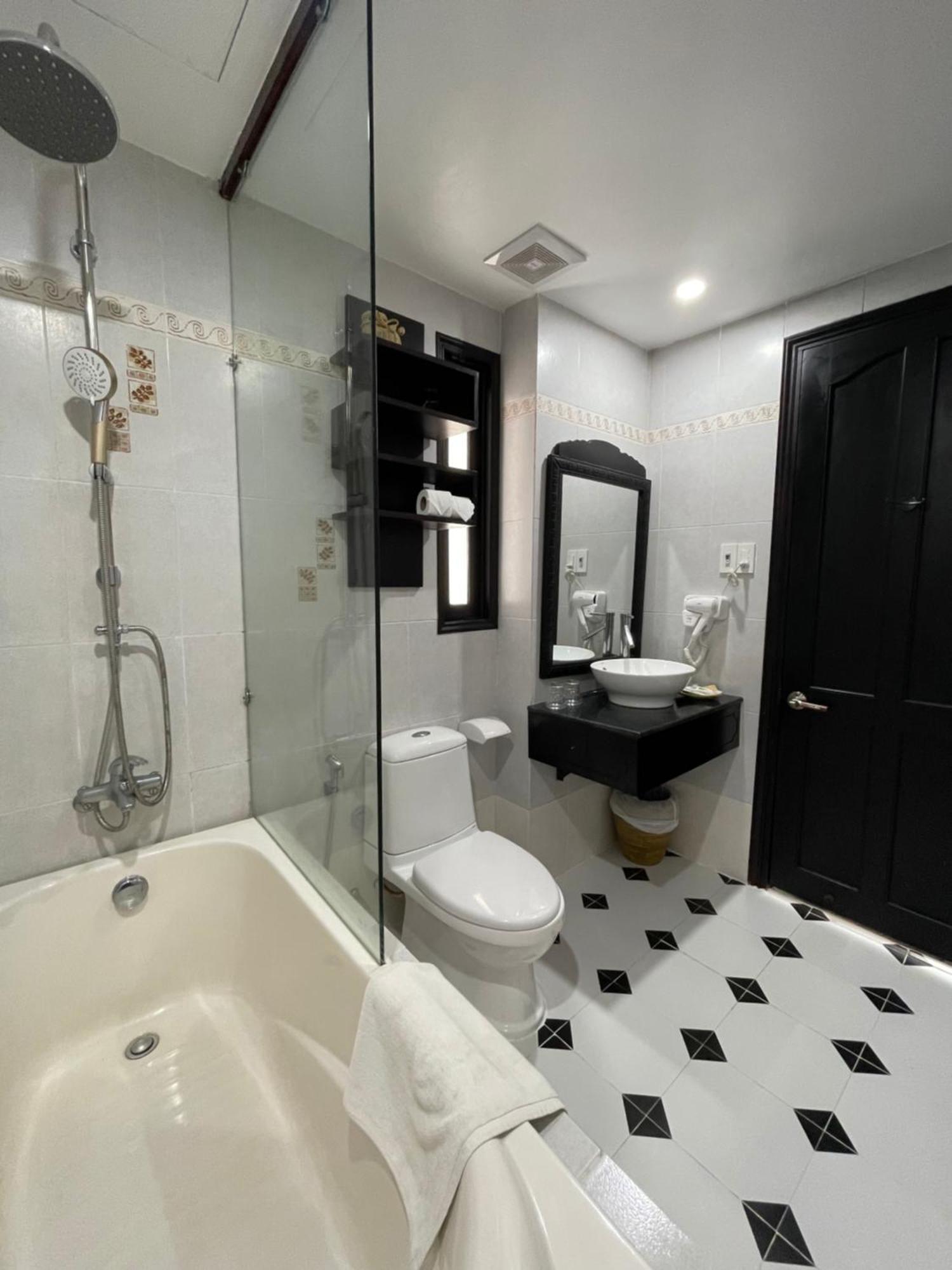 Hotel Old Town 4*