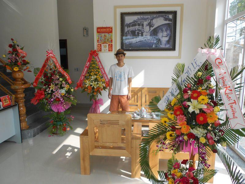 Center *