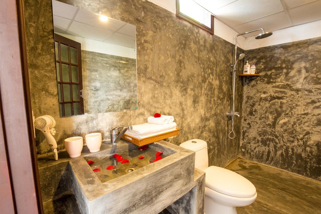 Homestay An Bang Sunrise Beach Bungalow Hoi An