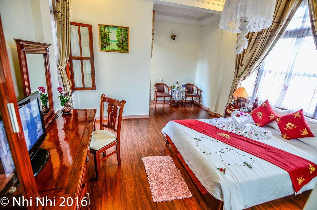 Hotel Nhi Nhi 3*