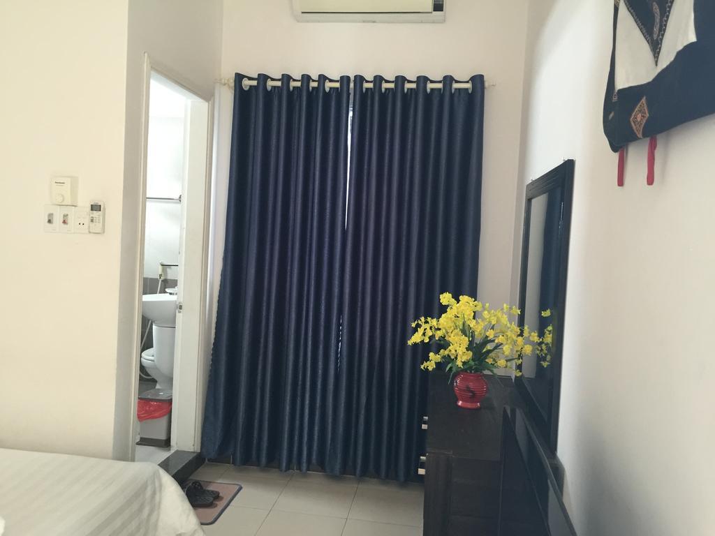 Homestay Little House *
