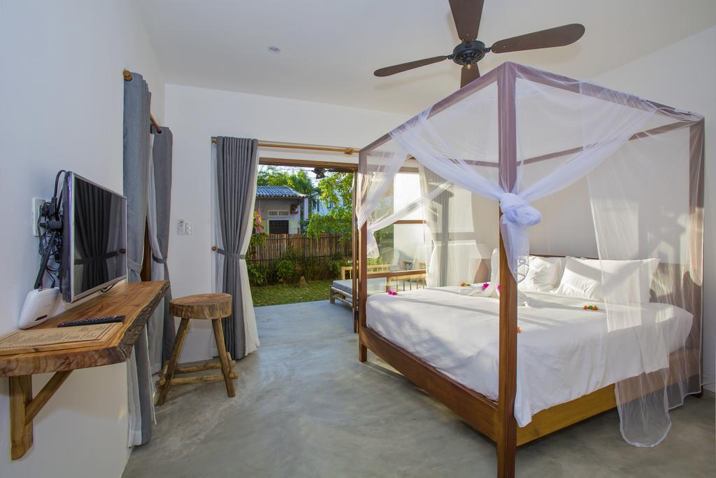 Vina Pool Hoi An