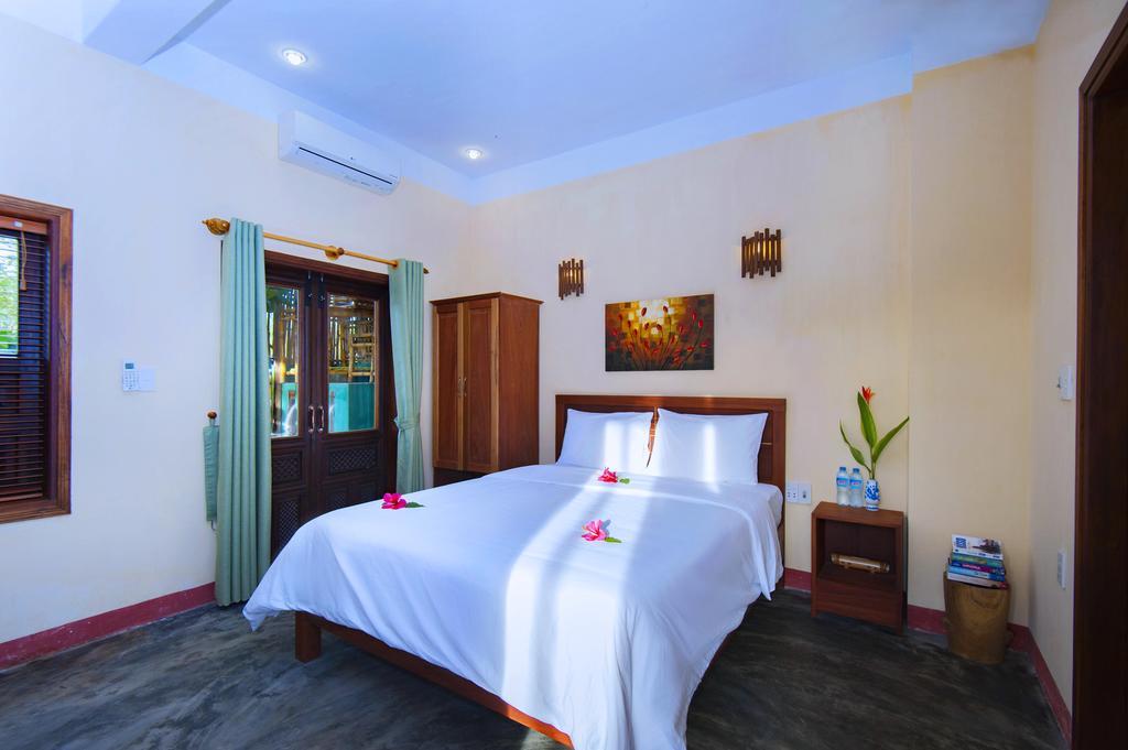 Homestay Chez Xuan - Private Villa Hoian