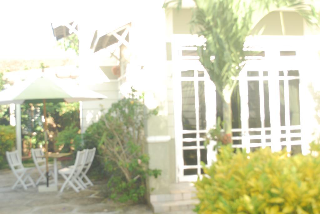 De Vong Riverside Homestay *