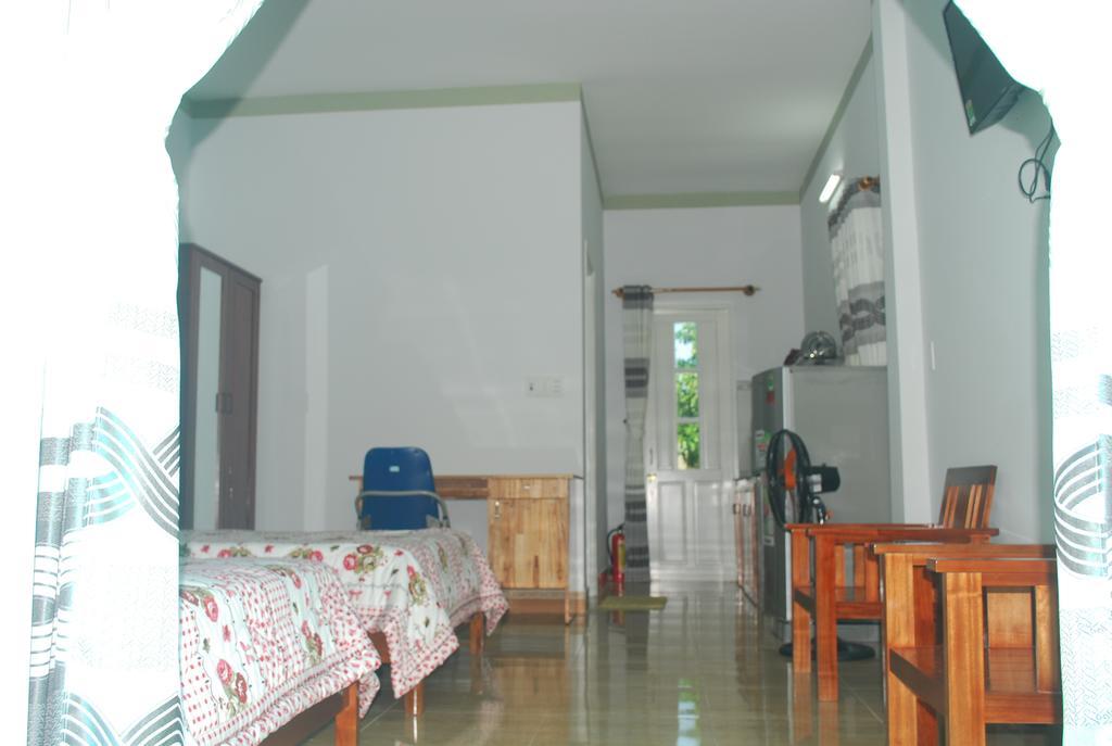 De Vong Riverside Homestay