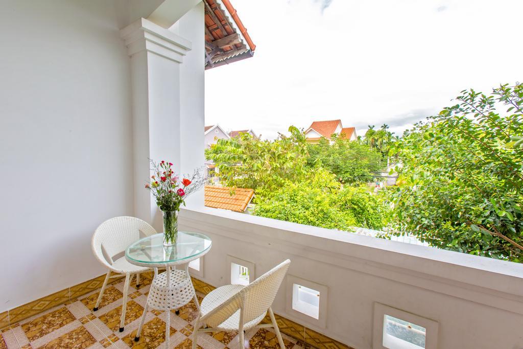 Villa Riverside Impression