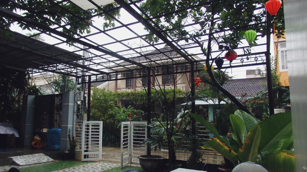 Ngoc Sinh * Hoi An