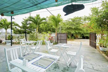 Hotel Huyen Tra Que 2*