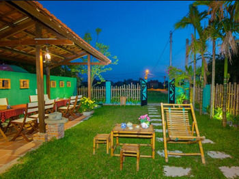 Homestay Chez Xuan - Private Villa Hoian *