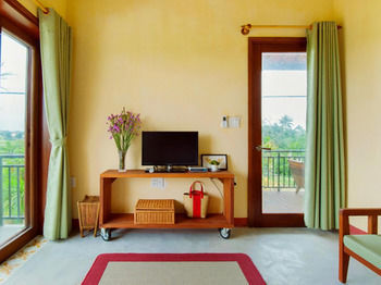 Homestay Chez Xuan - Private Villa Hoian