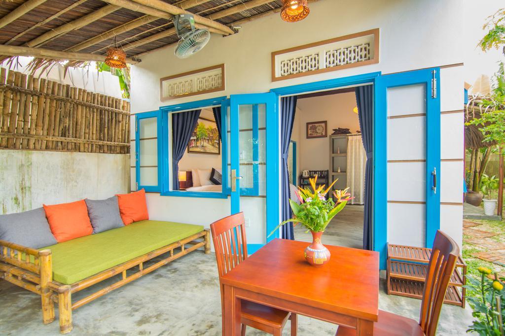 Homestay Local Beach *