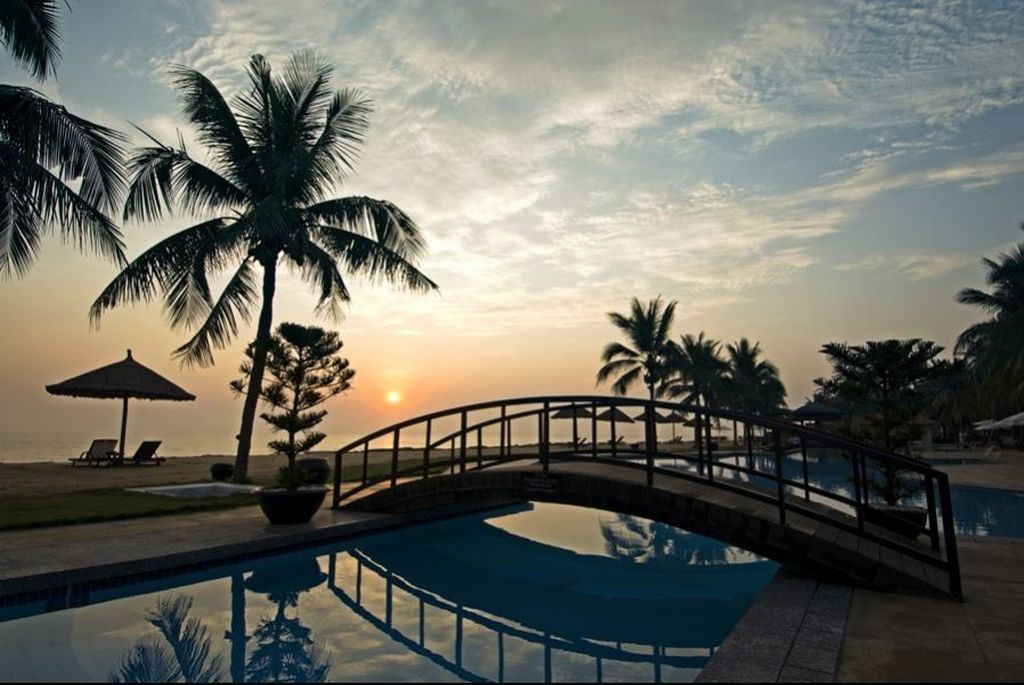 Golden And Resort