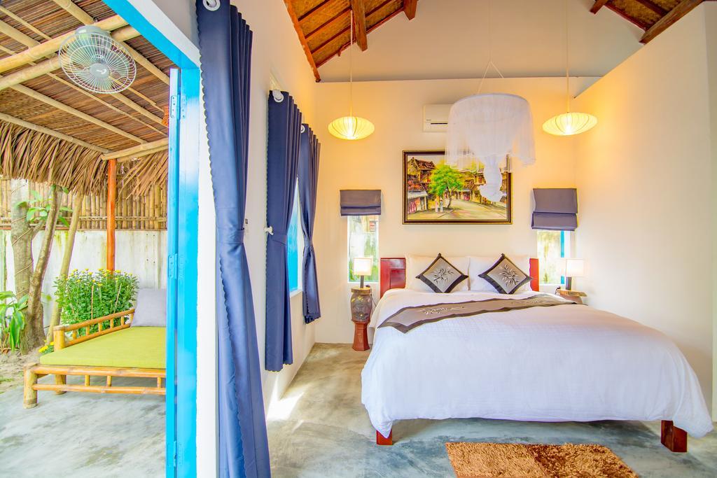 Homestay Local Beach *