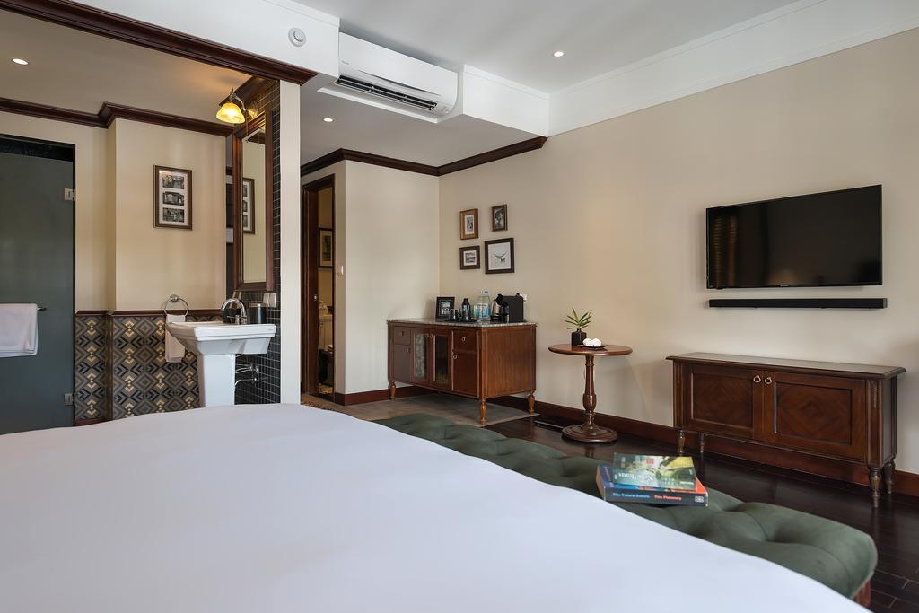 Hotel Essence &