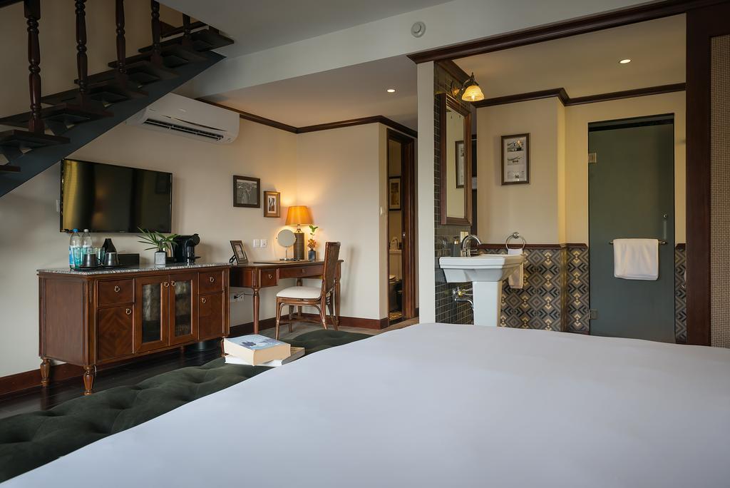 Essence & 4* Hoi An