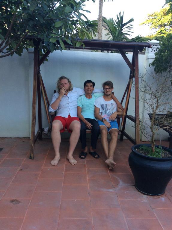 Basil Hoi An