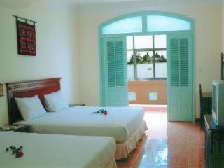 Tan Phuong Hotel