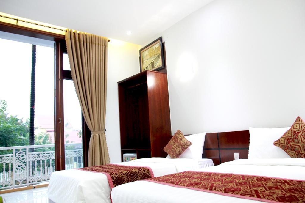 Golden Horse Villa *