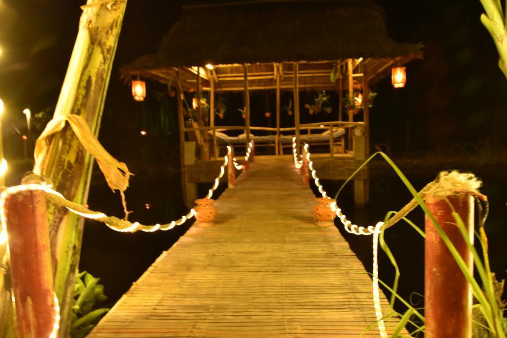 Water Palm Bed & Breakfast 2*