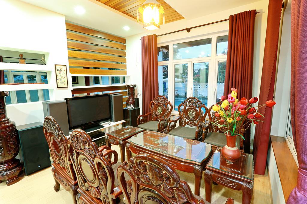 Well-to-do Villa *