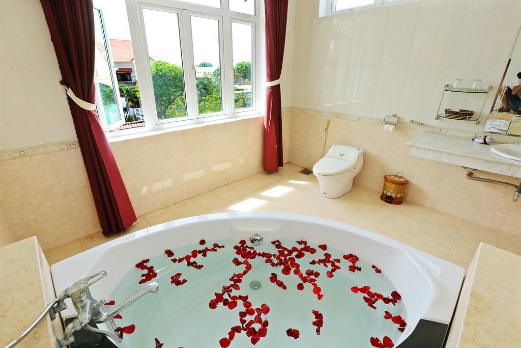 Well-to-do Villa *