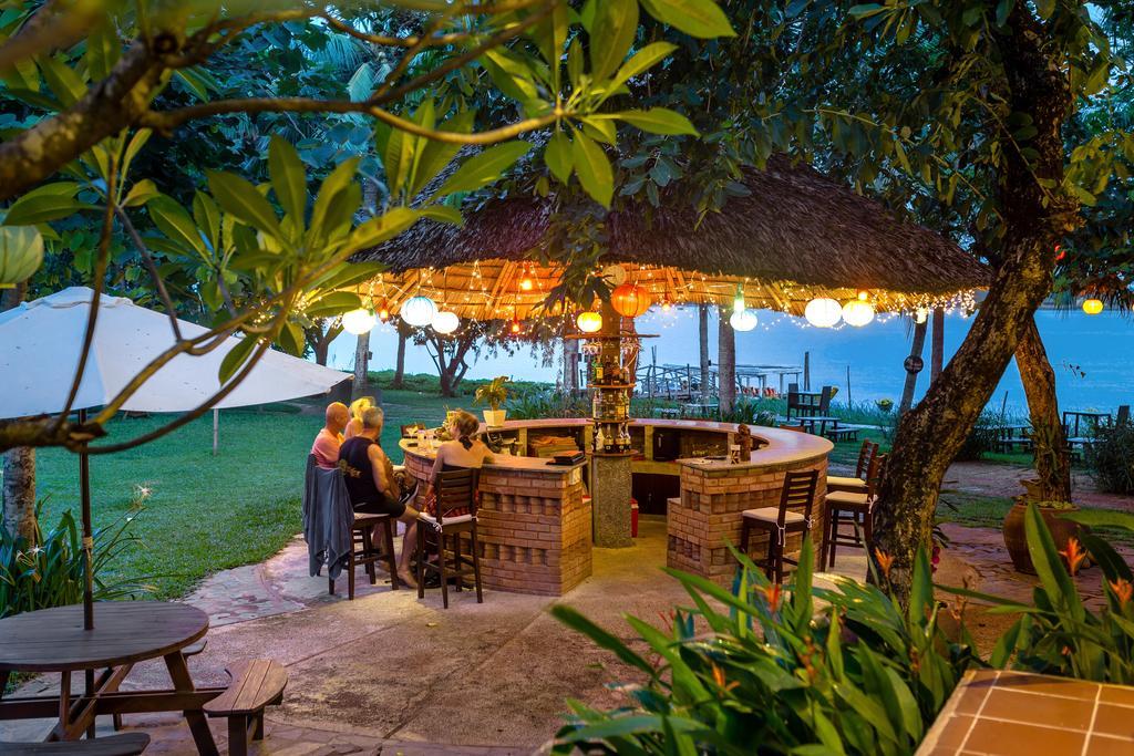 Vinh Hung Riverside & 4*