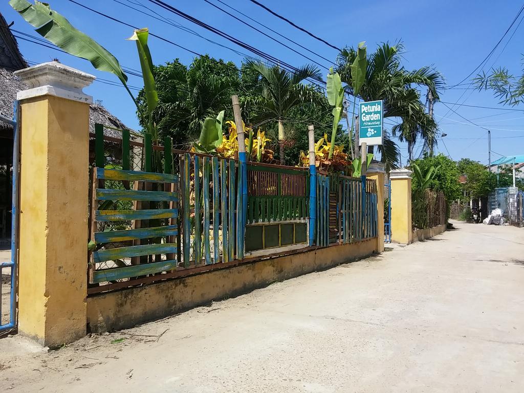Privatunterkunft Petunia Garden Homestay&hostel