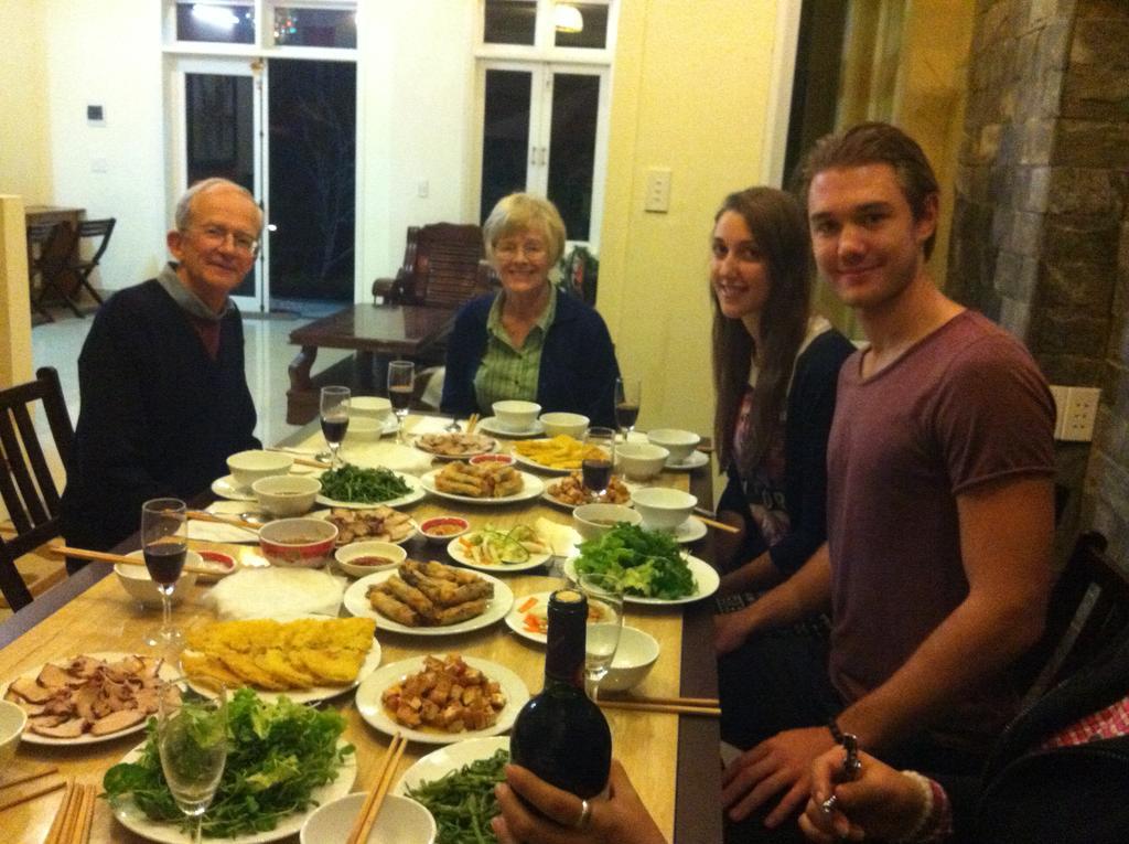Viets Family River - Homestay