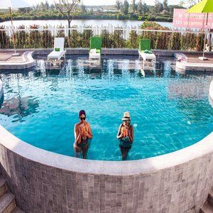 Elites Riverside & 4* Hoi An