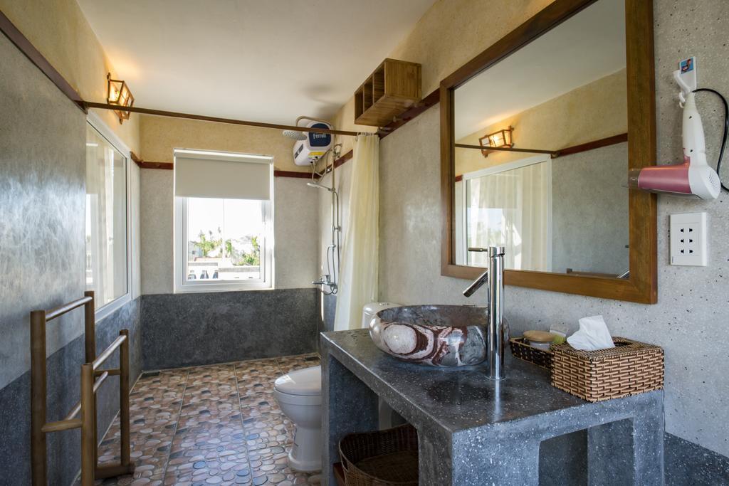 Villa Ha Devan Hoian Pool *