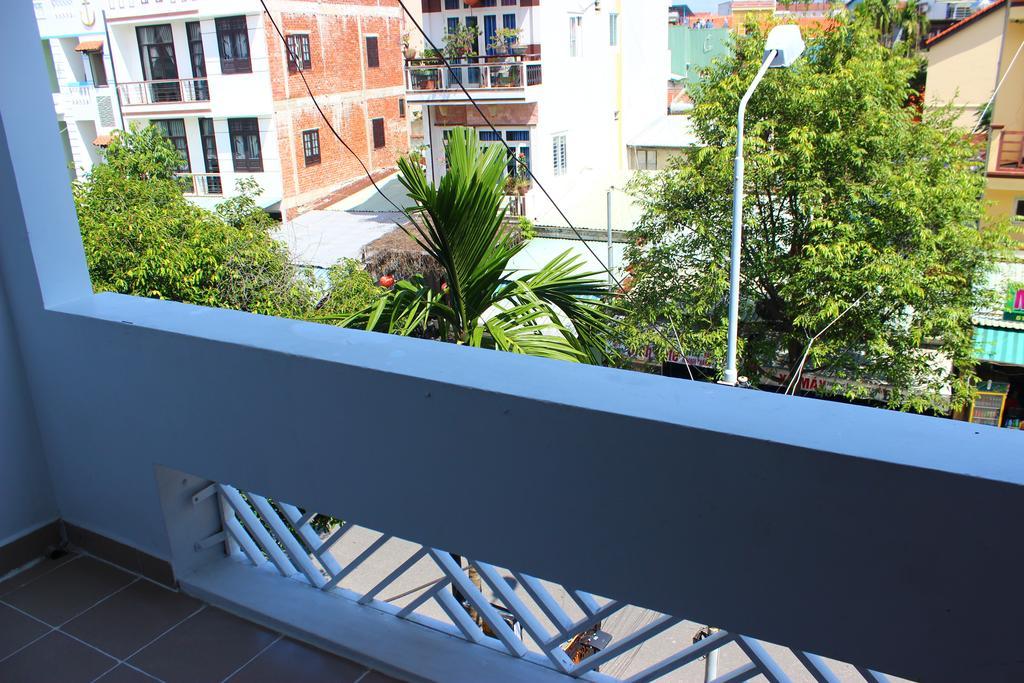 Hoa Binh Hotel *