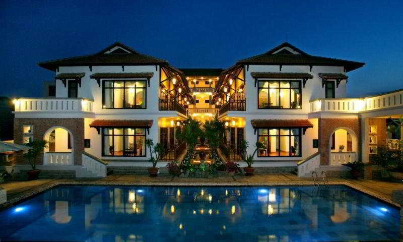 Southern & Hotel 3*
