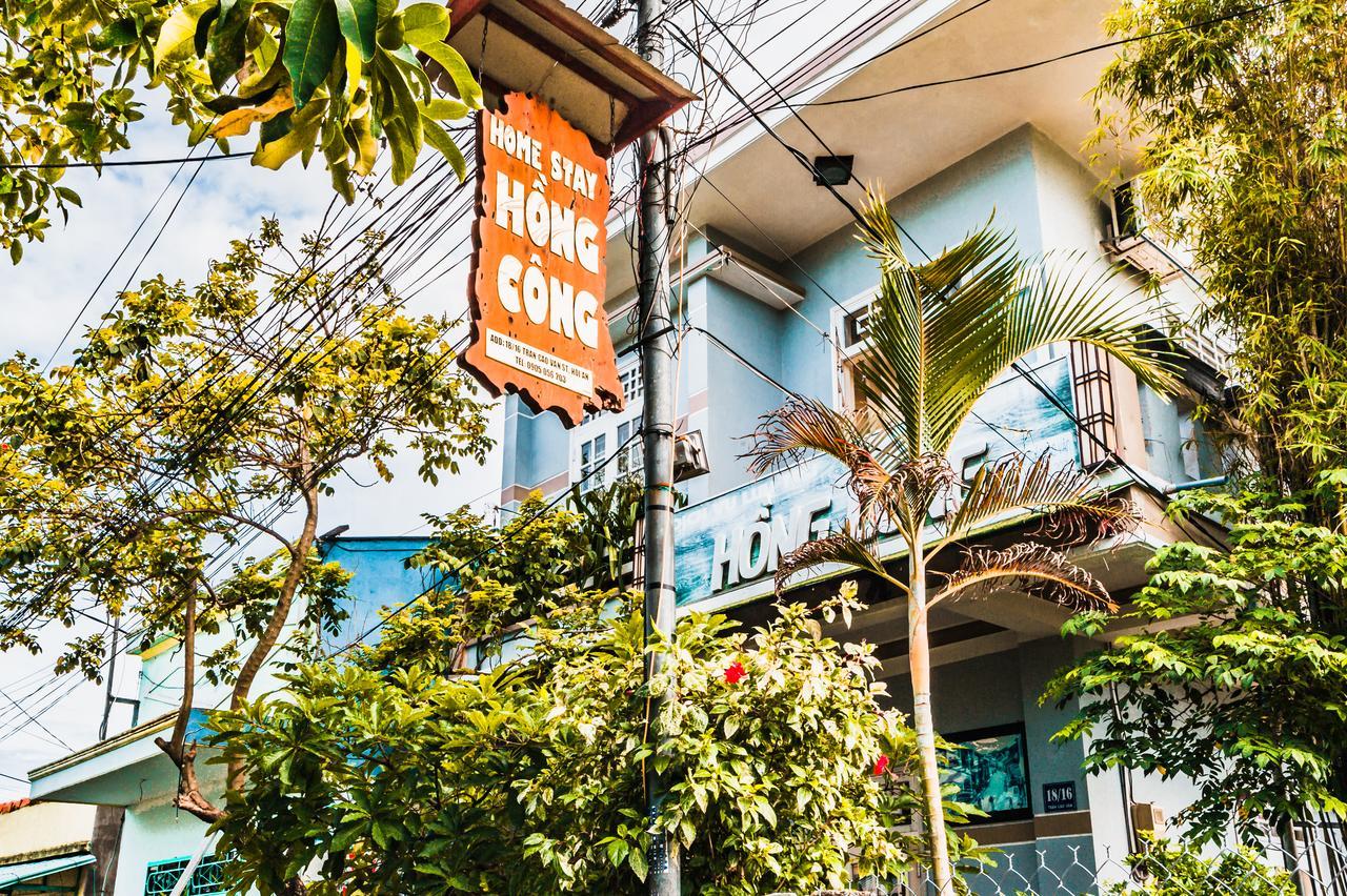 Hong Cong Bed & Breakfast