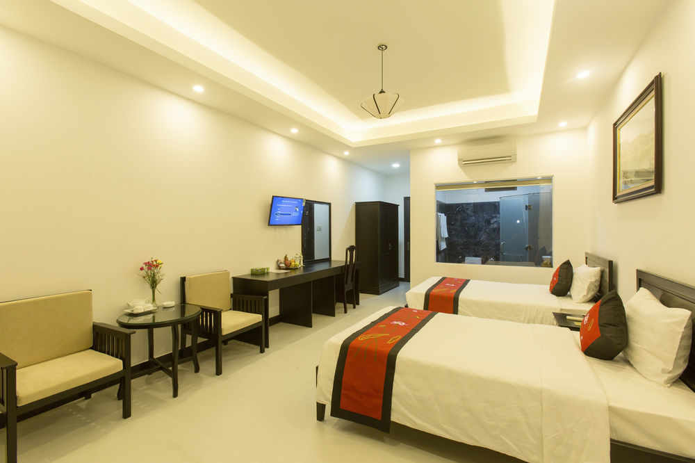 Hideaway Hotel