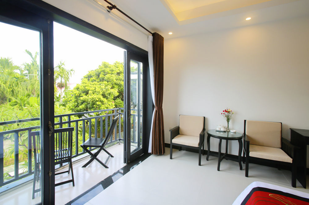 Hotel Hideaway