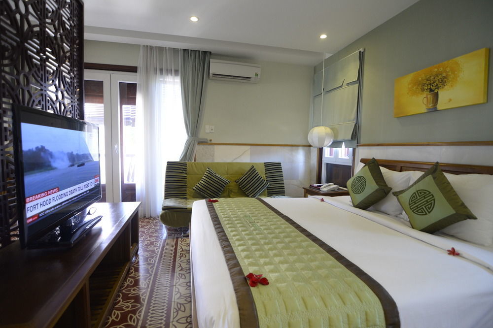 Heaven And Hotel 4*