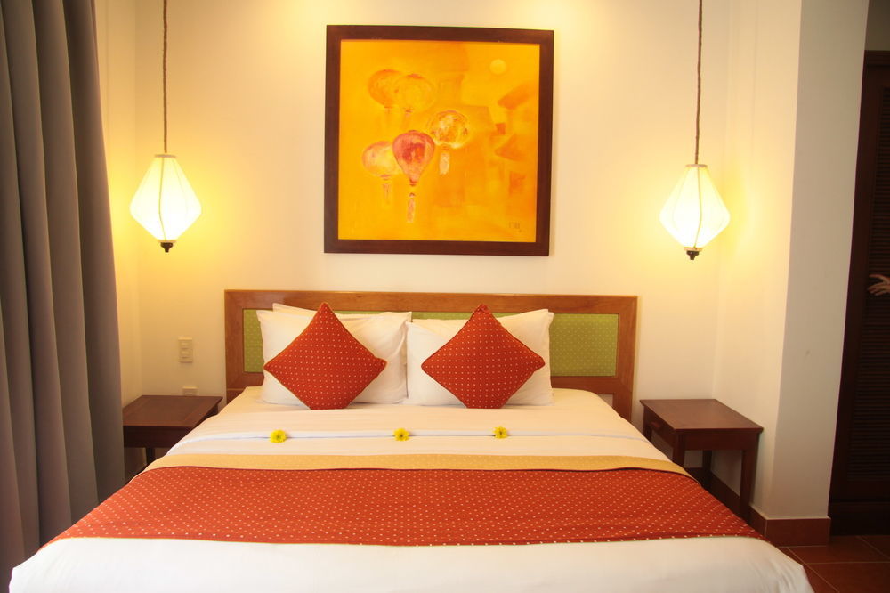 Hoa Co 2 Hoi An