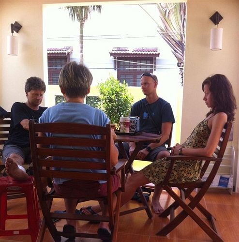 Hop Y * Hoi An